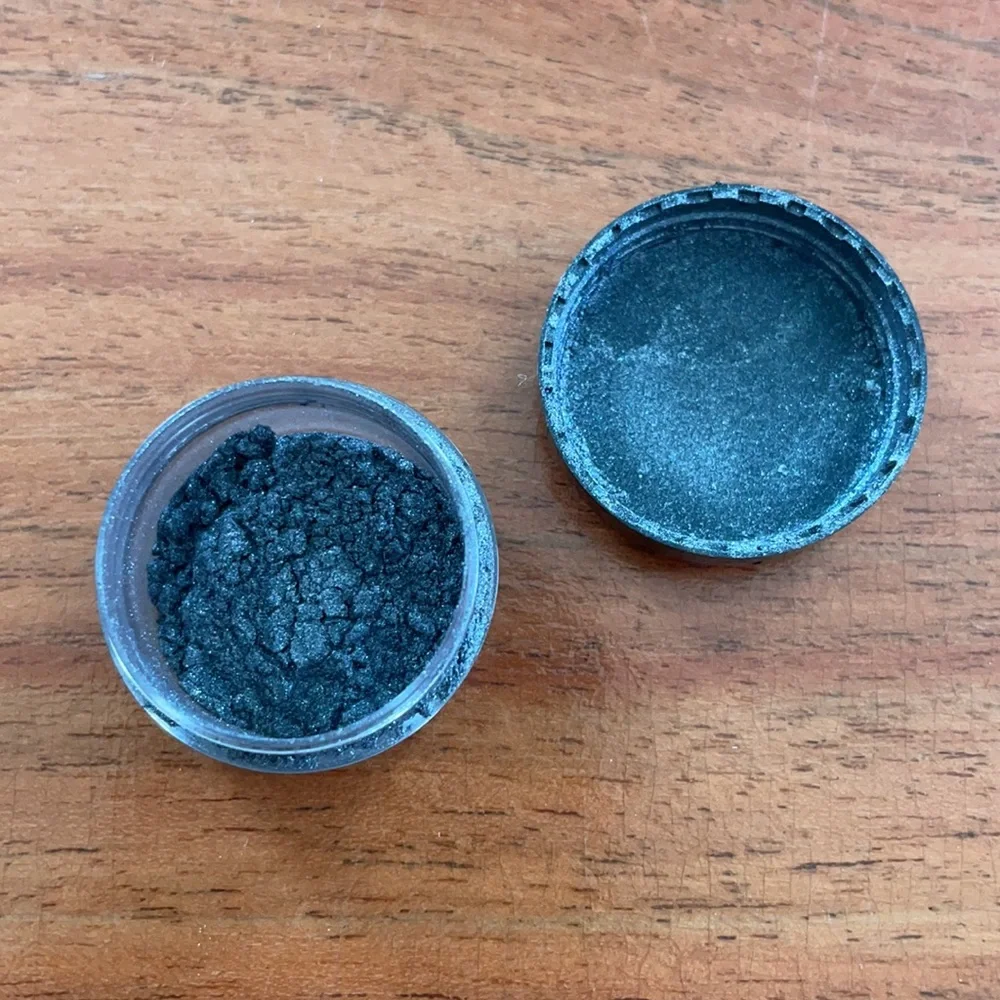 New Brazen cosmetics organic mineral eyeshadow in cold shoulder